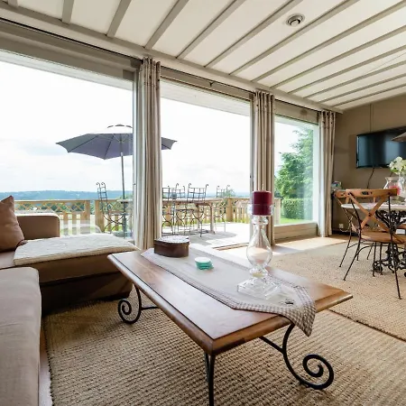 Attractive Holiday Home In Longfaye With Garden * Longfaye