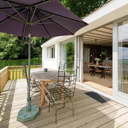 Attractive Holiday Home In Longfaye With Garden Holiday home *